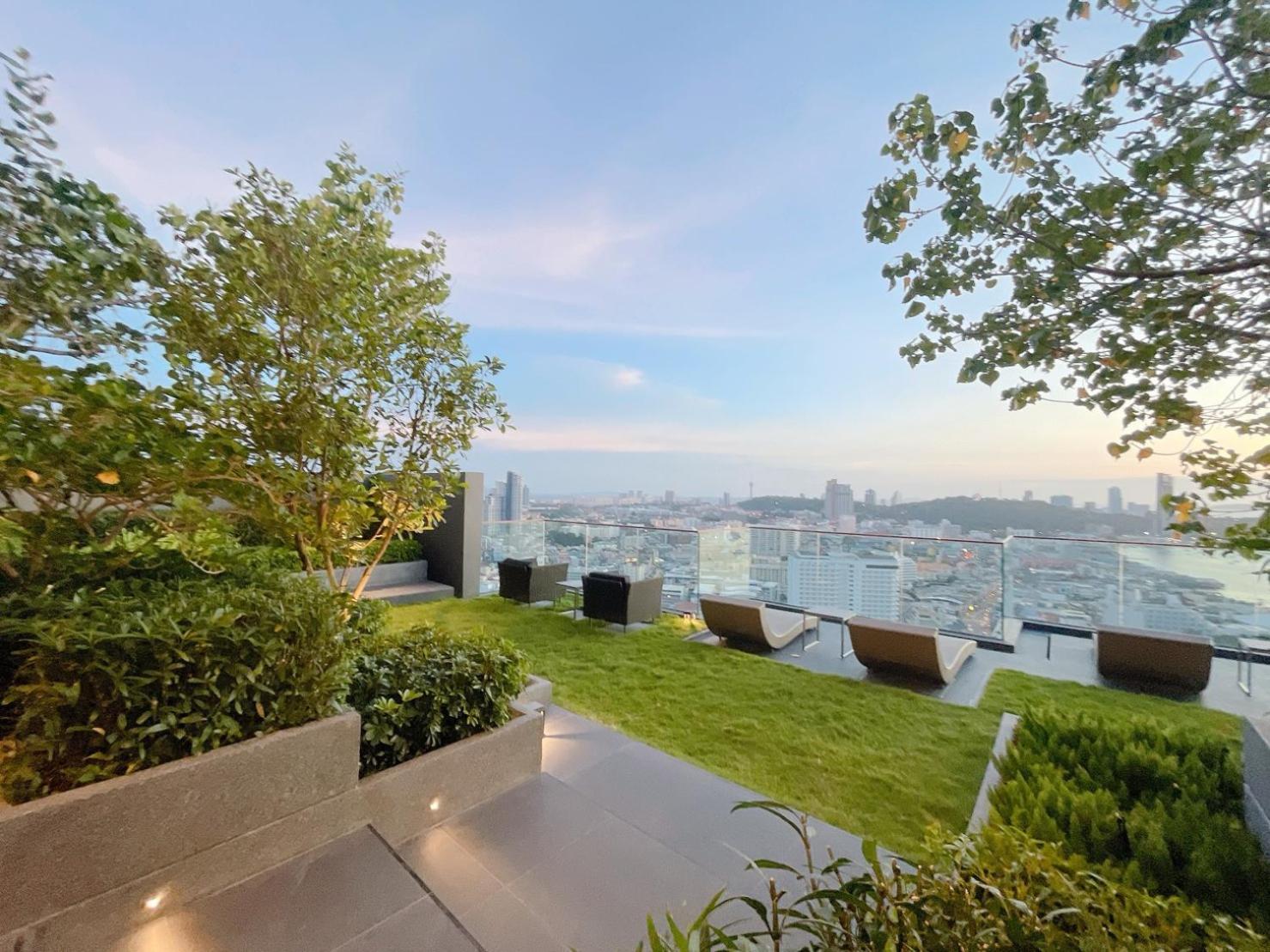 The Edge Central Pattaya Seaview With Infinity Pool & Free Netflix Luaran gambar